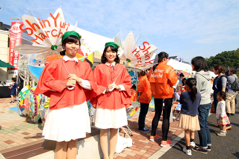 東京都市大学を含む首都圏9大学の学生が企画運営し地域の活性化を目指す「しんゆりマルシェ2015」が開催されました