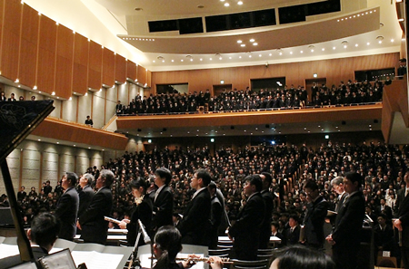 東京都市大学塩尻高等学校　　第51回卒業証書授与式が挙行されました