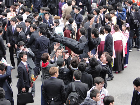 東京都市大学／東京都市大学大学院　　平成25年度学位授与式が挙行されました